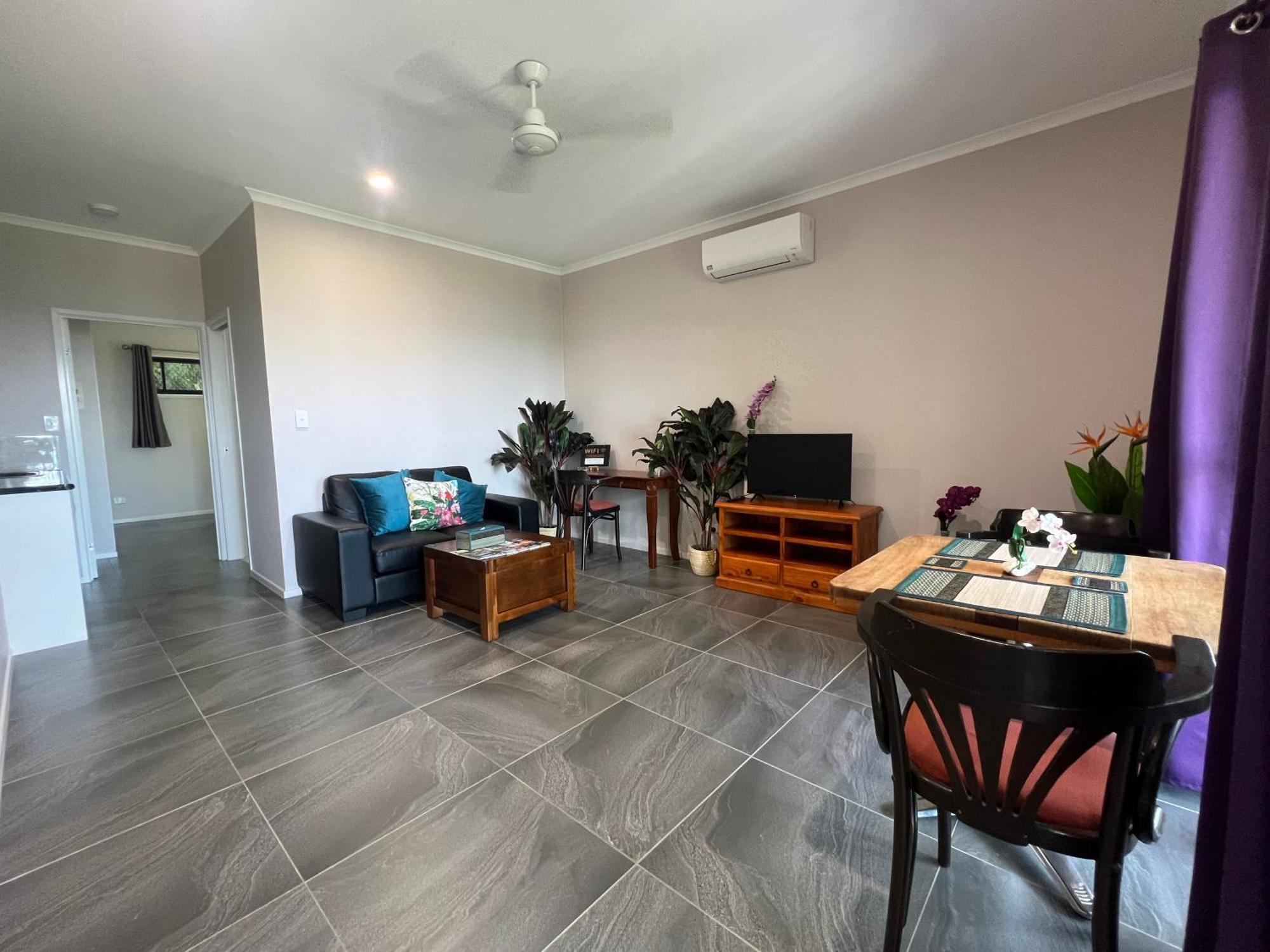 The Orchid Suite - Apartment In Куктаун Екстериор снимка
